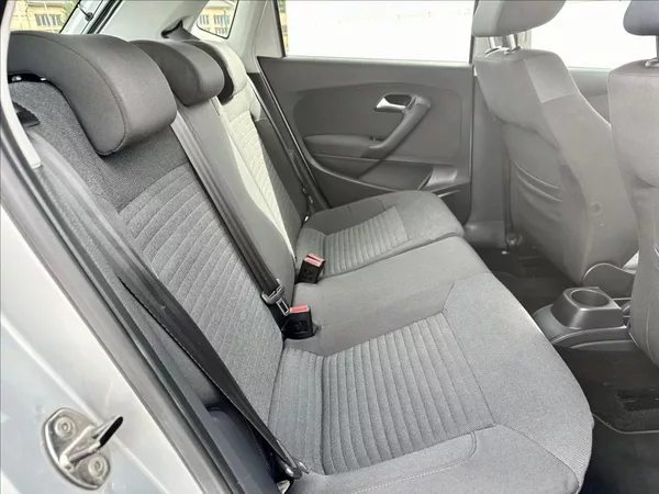 Volkswagen Polo 1,6 TDi Klimatizace serviska - foto 24