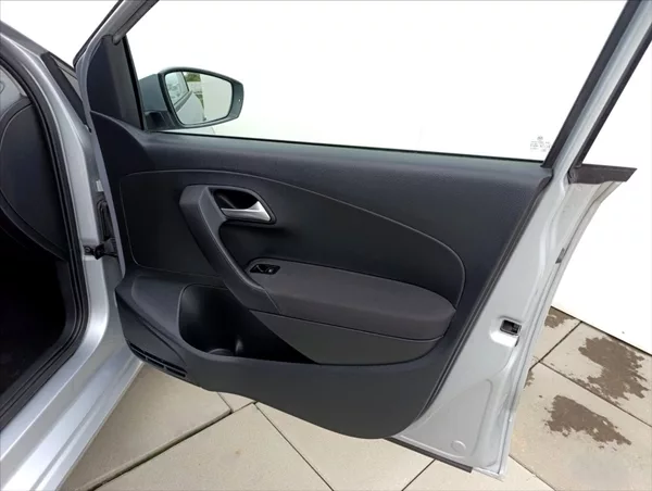 Volkswagen Polo 1,4 TDi Klimatizace Záruka - foto 25