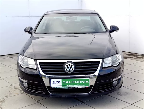 Volkswagen Passat 2,0 TDi Bi-xenon,Kůže,Tempomat - foto 3