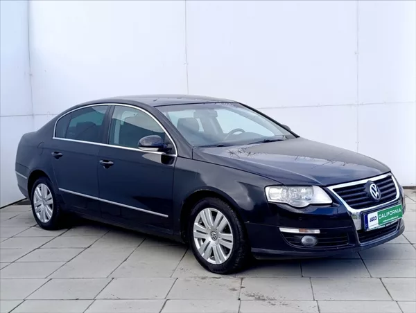 Volkswagen Passat 2,0 TDi Bi-xenon,Kůže,Tempomat - foto 5