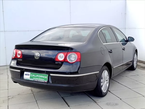 Volkswagen Passat 2,0 TDi Bi-xenon,Kůže,Tempomat - foto 7