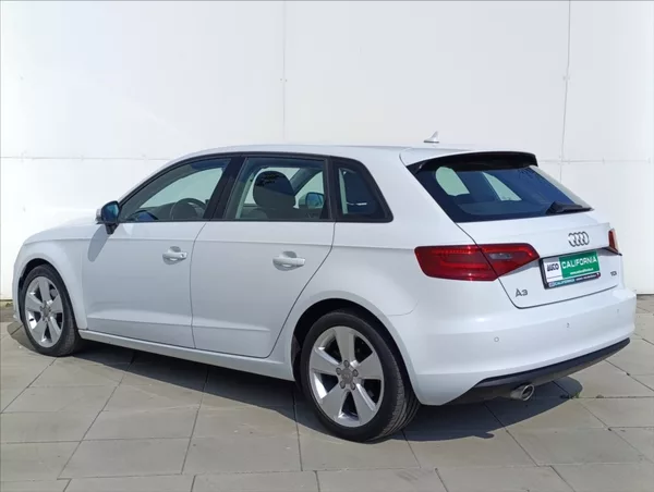Audi A3 1,6 TDi Bi-xenon,Navi,Tempomat - foto 11