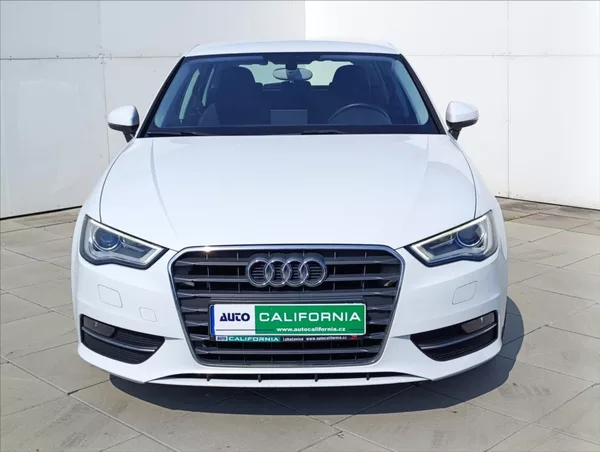 Audi A3 1,6 TDi Bi-xenon,Navi,Tempomat - foto 3