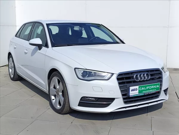 Audi A3 1,6 TDi Bi-xenon,Navi,Tempomat - foto 4