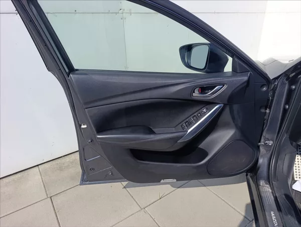 Mazda 6 2,2 D Aut.klima Navigace Tažné - foto 12