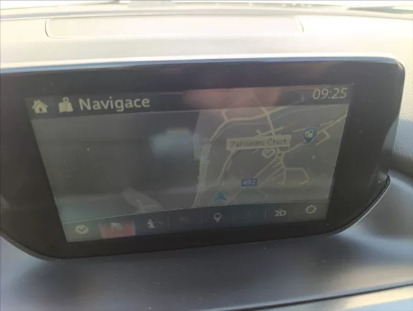 Mazda 6 2,2 D Aut.klima Navigace Tažné - foto 17