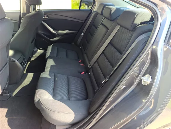 Mazda 6 2,2 D Aut.klima Navigace Tažné - foto 22