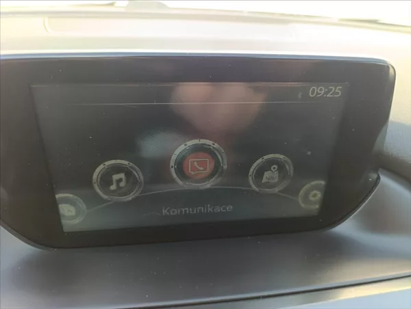 Mazda 6 2,2 D Aut.klima Navigace Tažné - foto 31