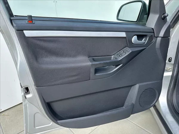 Opel Meriva 1,6 i CNG Klima - foto 12