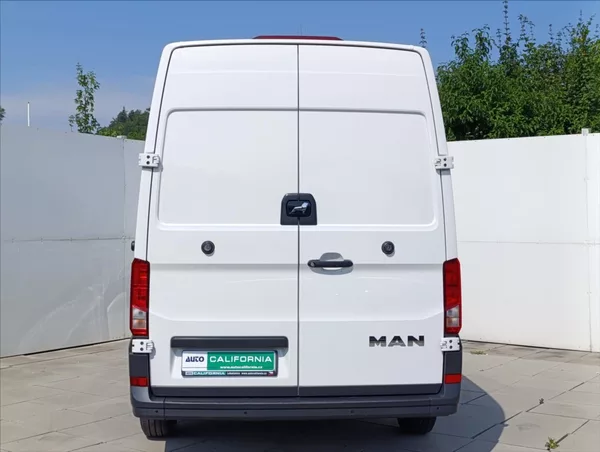 Volkswagen Crafter 2,0 TDi L4H3 Klima LED 1maj.ČR - foto 8