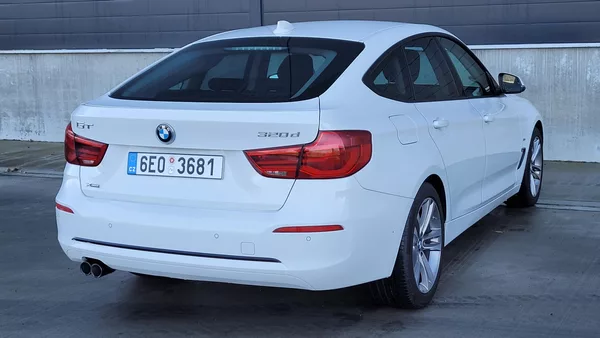 BMW Řada 3 320D XDRIVE - foto 12