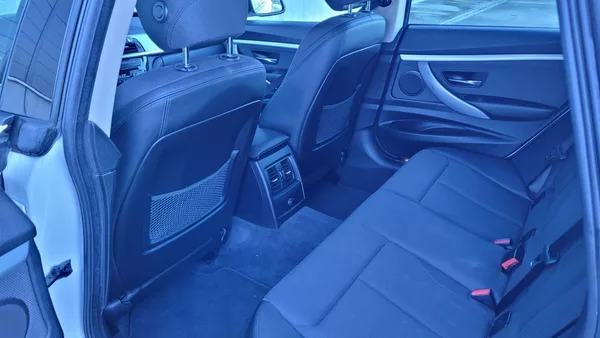 BMW Řada 3 320D XDRIVE - foto 15