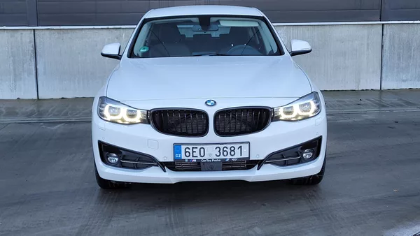 BMW Řada 3 320D XDRIVE - foto 2