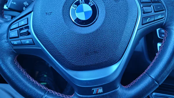 BMW Řada 3 320D XDRIVE - foto 22