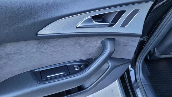 Audi A6 Allroad 3,0TDI 200KW KOUPENO vČR - foto 16