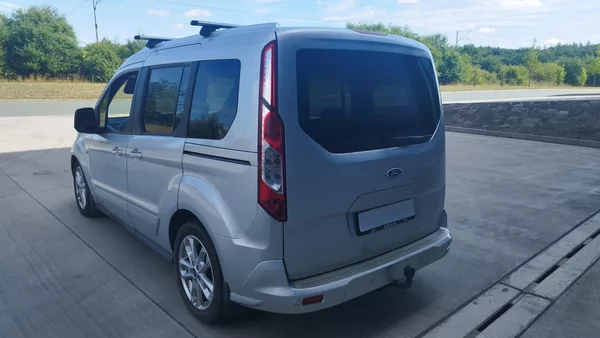Ford Tourneo Connect 1.0i,volat- 608 081 843 - foto 5