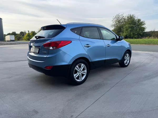 Hyundai ix35 1.7CRDI,VOLAT-608 081 843 - foto 7