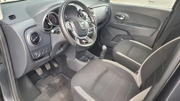 Dacia Lodgy STEPWAY 1,6i 75 KW 7 MÍST - foto 17