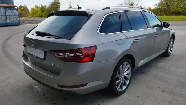 Škoda Superb III.2.0TDI,4x4,volat-608081843 - foto 4