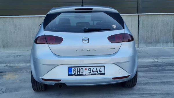 Seat Leon 1,6TDI 77KW - foto 11