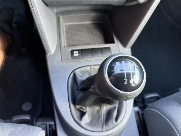 Volkswagen Touran 1,4 TSi Higline - foto 14