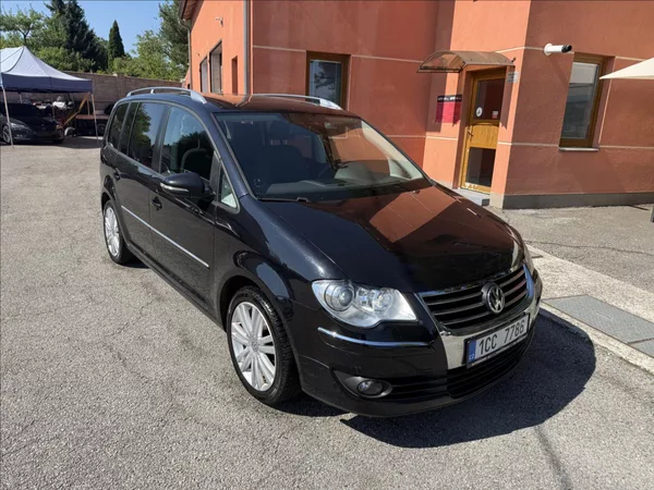 Volkswagen Touran 1,4 TSi Higline - foto 3