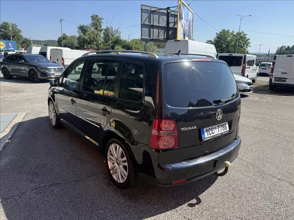 Volkswagen Touran 1,4 TSi Higline - foto 7