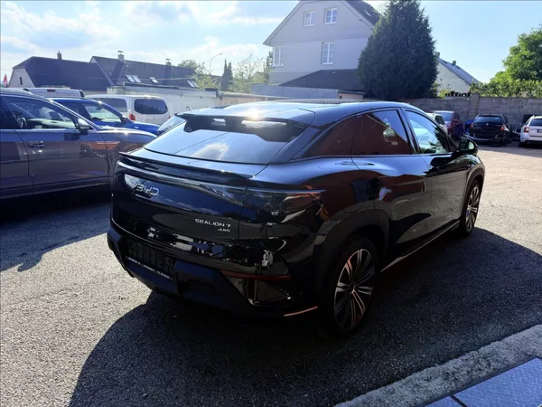 BYD Sealion 7 0,0 Excellence AWD 530PS - foto 5