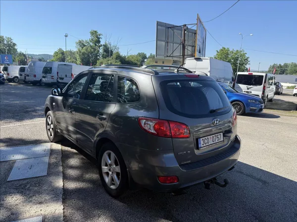 Hyundai Santa Fe 2,2 CRDi - foto 6