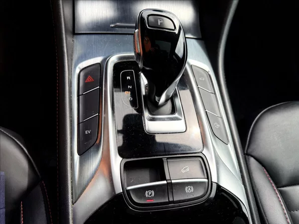 MG EHS 1,5 PHEV LUXURY - foto 16