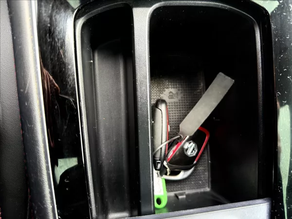 MG EHS 1,5 PHEV LUXURY - foto 17