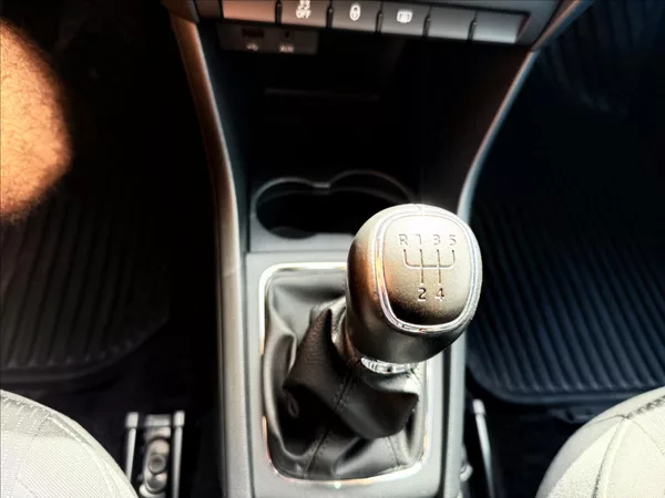 Škoda Rapid 1,2 TSi - foto 15