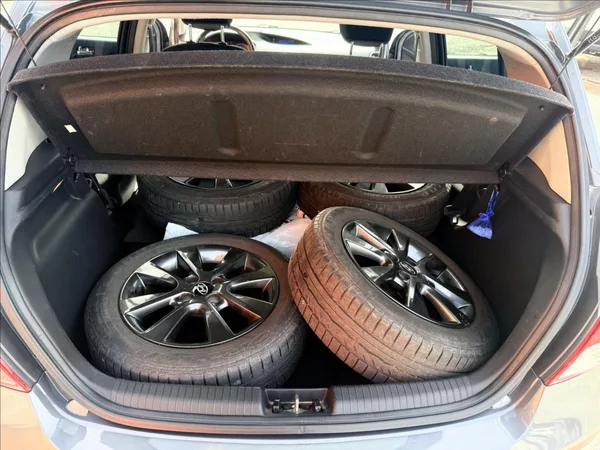 Hyundai i20 1,3 i - foto 20