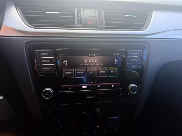 Škoda Rapid 1,0 TSi 1.Majitel ČR - foto 13