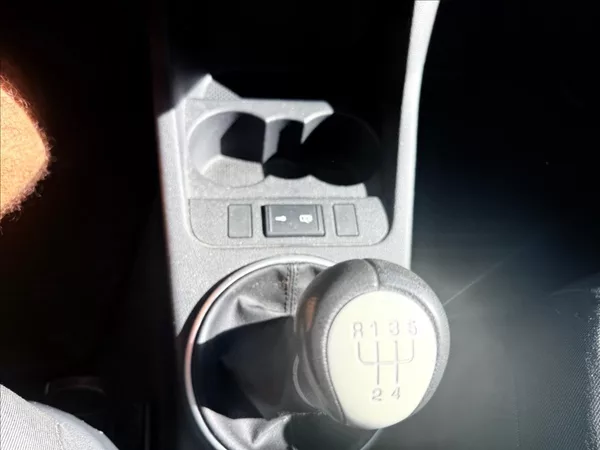Škoda Roomster 1,2 HTP - foto 15