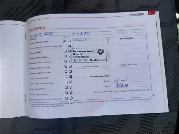 Škoda Roomster 1,2 HTP - foto 24
