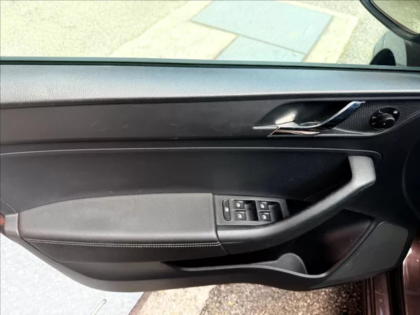 Škoda Rapid 1,2 TSi STYLE PLUS ČR - foto 10