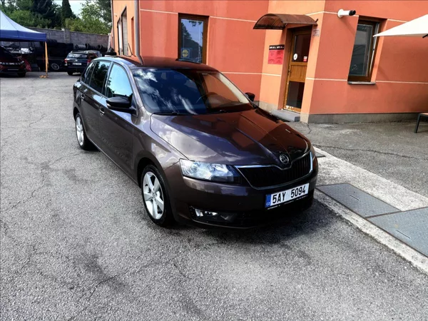 Škoda Rapid 1,2 TSi STYLE PLUS ČR - foto 3