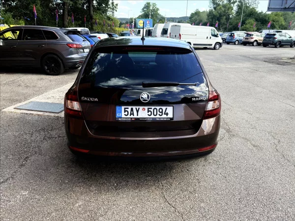 Škoda Rapid 1,2 TSi STYLE PLUS ČR - foto 6