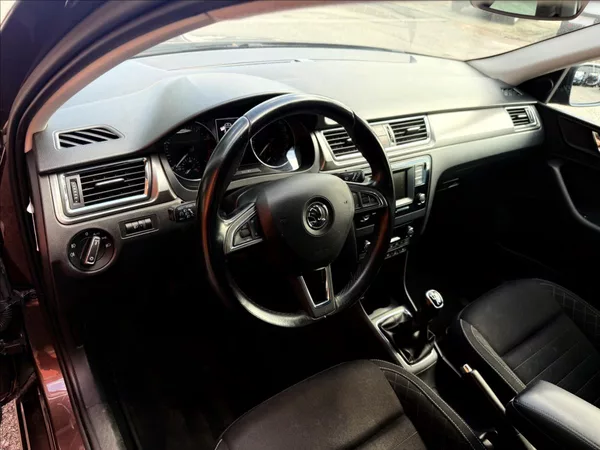 Škoda Rapid 1,2 TSi STYLE PLUS ČR - foto 9