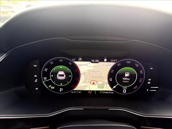 Škoda Superb 2,0 TDi Laurin & Klement - foto 13