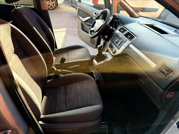 Ford C-MAX 1,6 i - foto 16