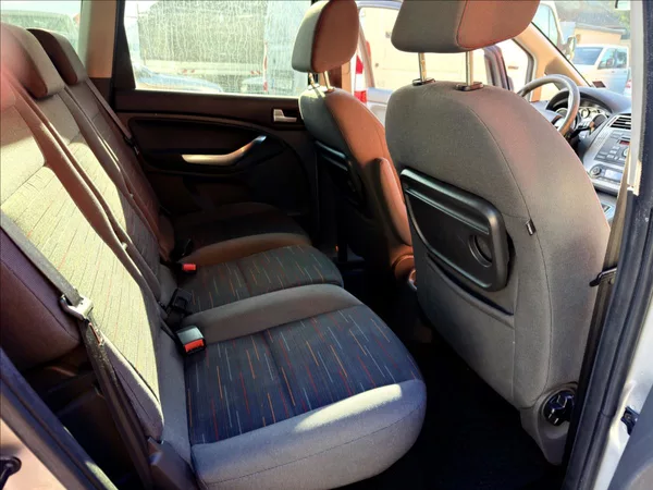 Ford C-MAX 1,6 i - foto 17