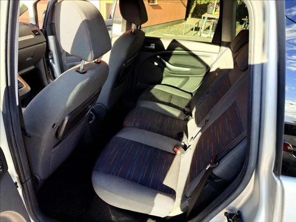 Ford C-MAX 1,6 i - foto 18