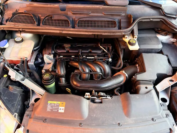 Ford C-MAX 1,6 i - foto 22