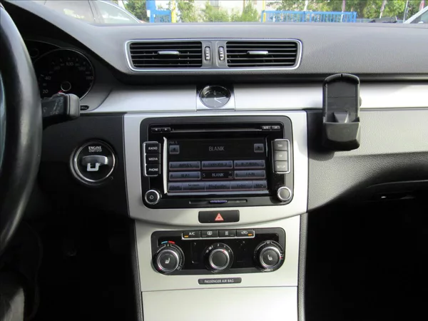 Volkswagen Passat 1,6 TDi 77kW Variant - foto 15