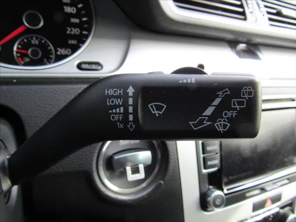 Volkswagen Passat 1,6 TDi 77kW Variant - foto 23
