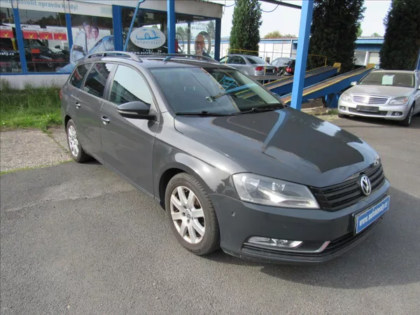 Volkswagen Passat 1,6 TDi 77kW Variant - foto 3