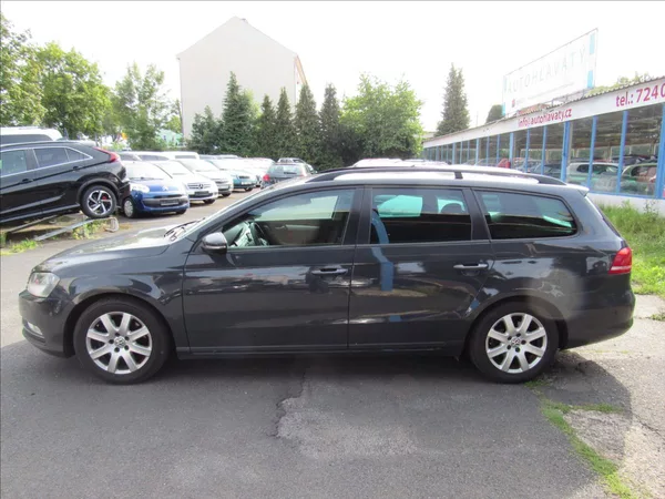 Volkswagen Passat 1,6 TDi 77kW Variant - foto 7