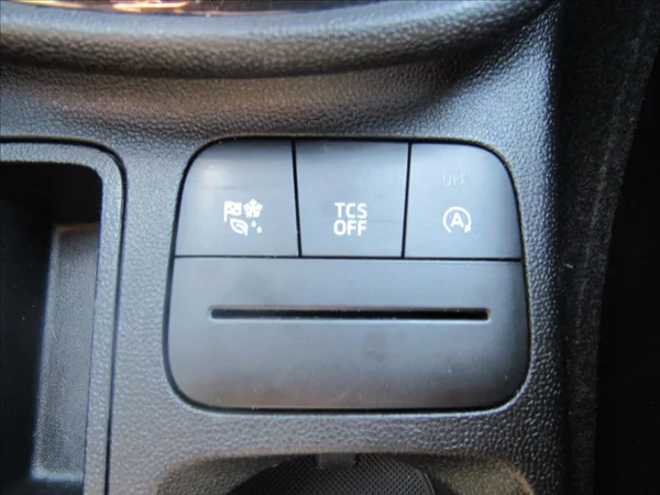 Ford Fiesta 1,0 EcoBoost 92kW Active - foto 20